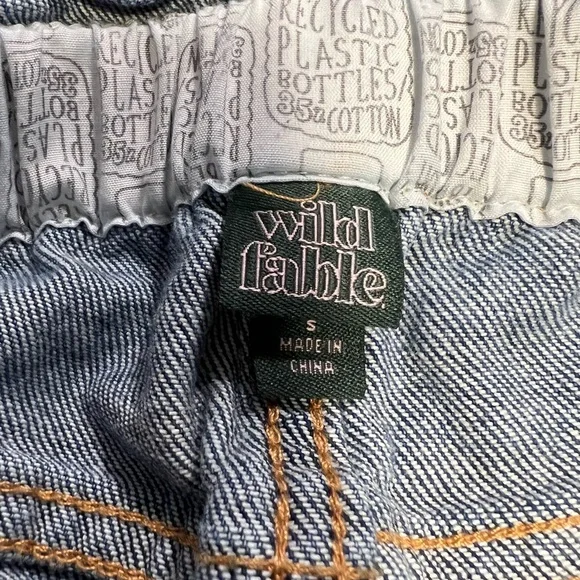 WILD FABLE PAPER BAG WAIST DENIM
SHORTS. HIGH WAIST. 5 FRONT BUTTON FLY. SIZE SM - Picture 3 of 5